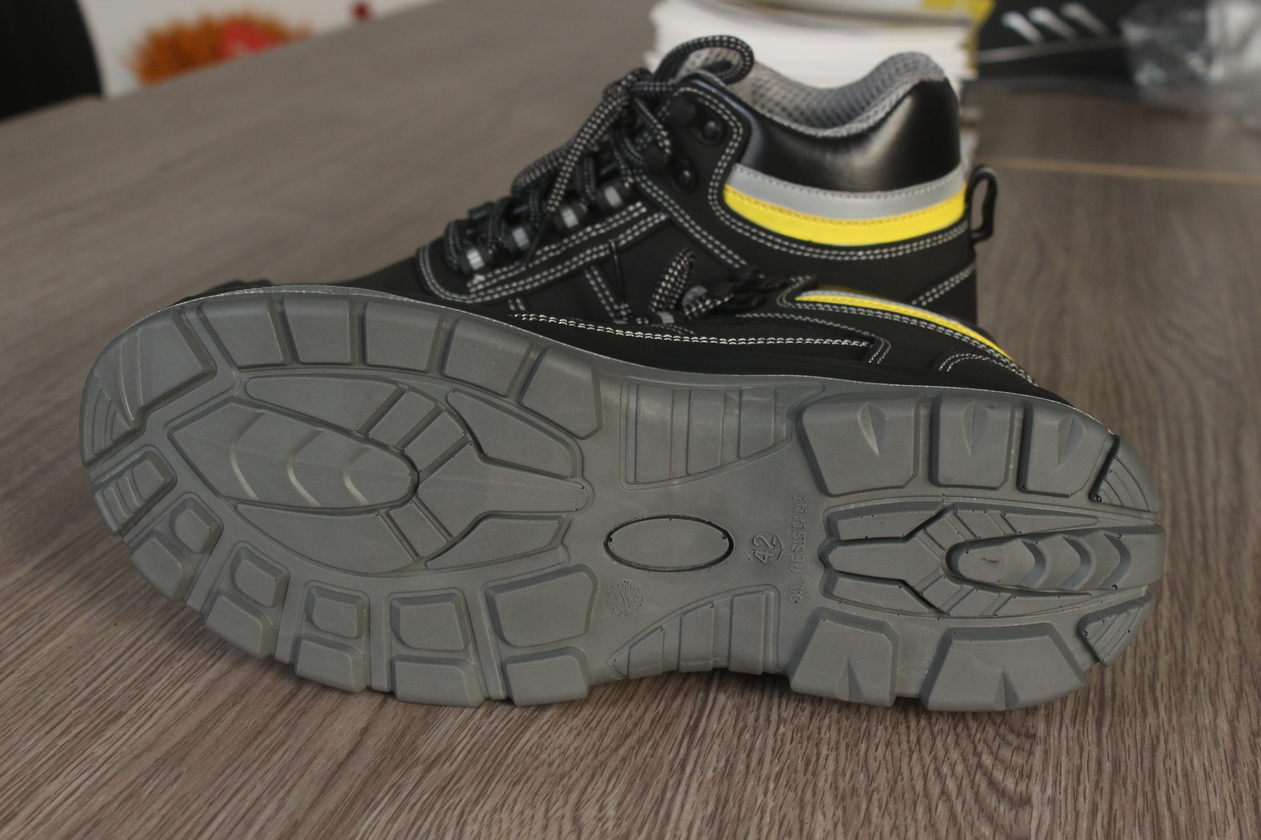 Heavy Industrial Mid Cut S3 Leather Steel Toe Safety Shoes