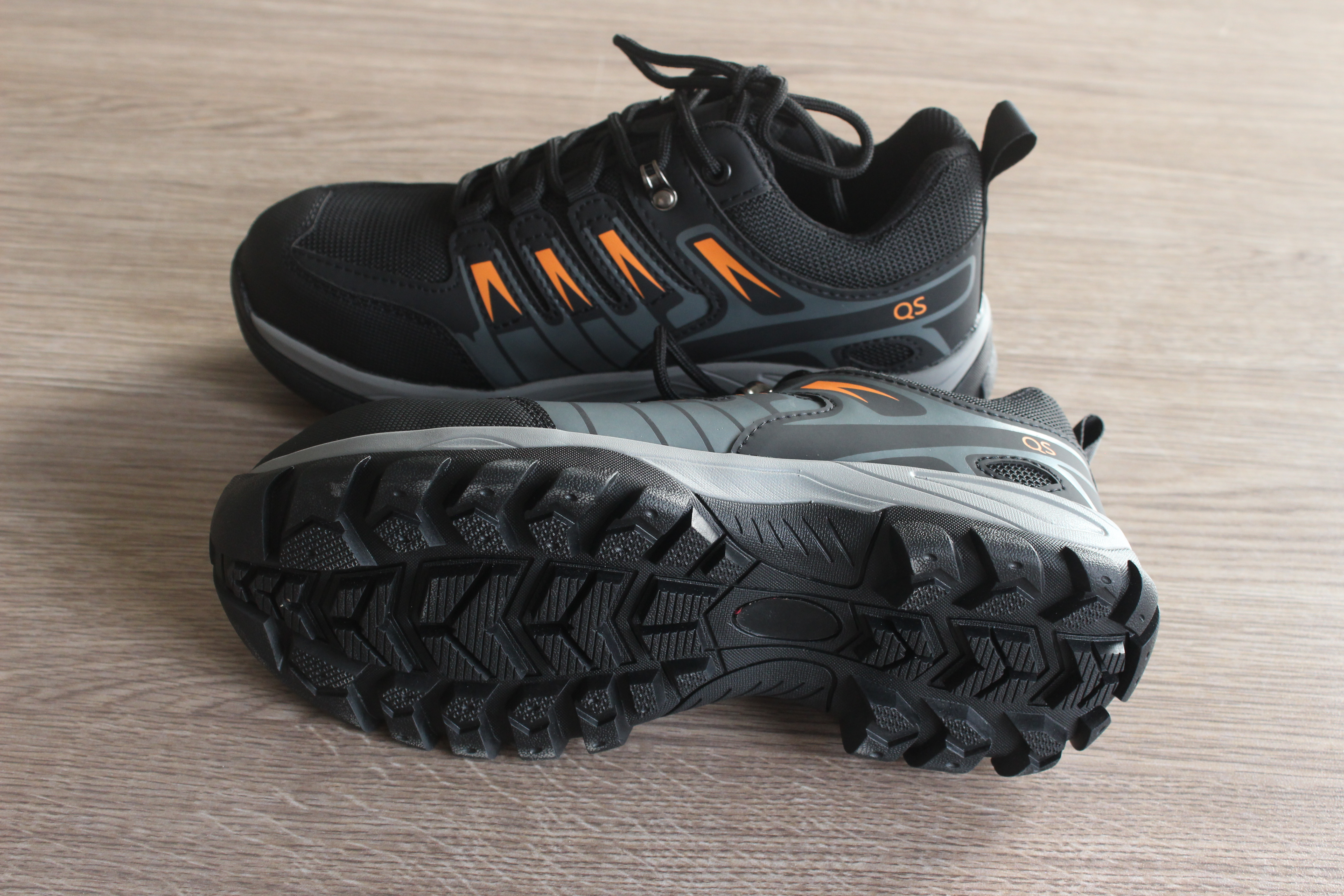 Newly Designed Wear-Resistant Leather Upper Hiking Shoes for Midsole Shock Resistant Low Unisex Labor Protection for Winter