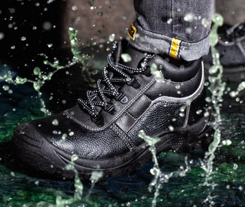 High Quality Comfortable Safety Shoes for Men Leather Oil Resistant Glass Fiber Toe Work Boots Safety Shoes for Industria